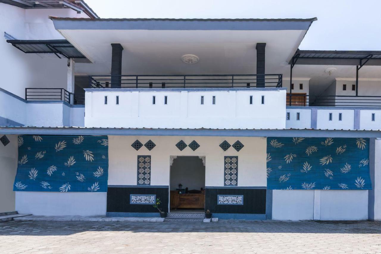 Готель Oyo 857 Pakuncen Malioboro Syariah Джок'якарта Екстер'єр фото