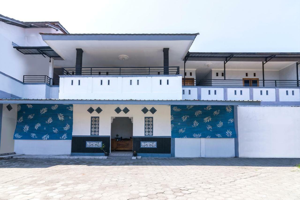 Готель Oyo 857 Pakuncen Malioboro Syariah Джок'якарта Екстер'єр фото